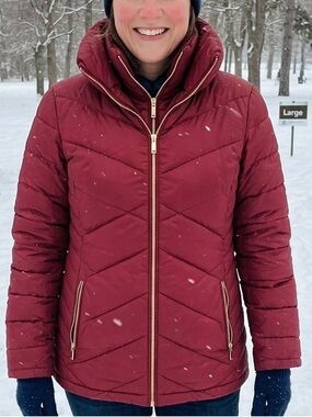Michael Kors Packable Down Fill Puffer Jacket Womens Large Burgundy Gold Zip